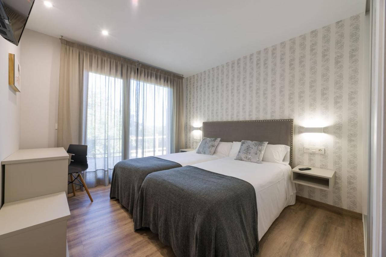 Hotel A Curuxa Wellness Arzúa Esterno foto